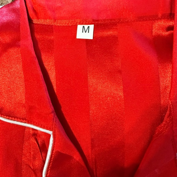 NWOT Striped Satin Feel Women’s Pajama Set Sz Medium Red, Bottoms Waist Elastic - Picture 5 of 12